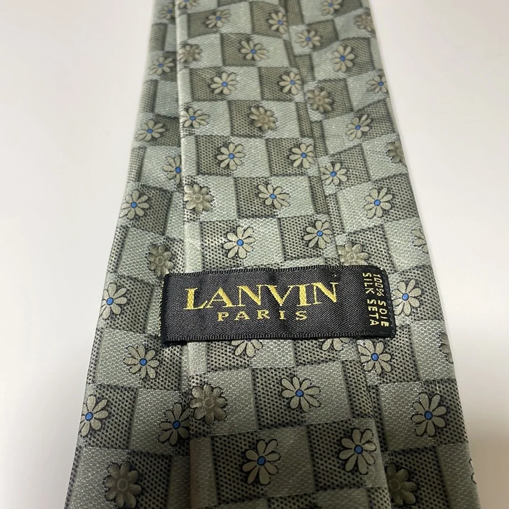 Lanvin Paris Silvery Green Checkered Subtle Floral Print 100% Silk Neck Tie EUC - Picture 2 of 5